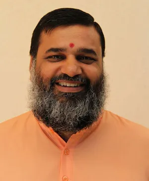 Swami Atmavidyananda Giri